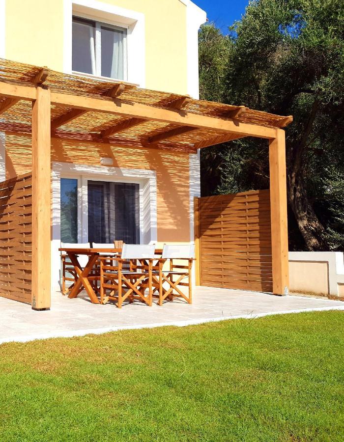 Reiki Apartments Ereikoussa Exterior photo